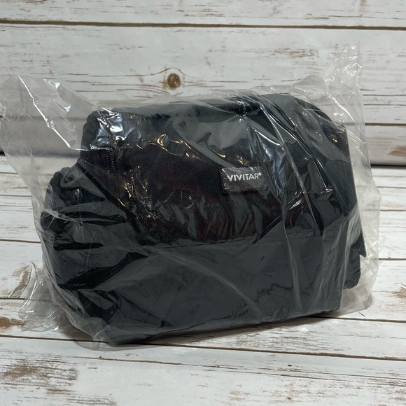 Vivitar Gadget Bag. NWT - Picture 2 of 8